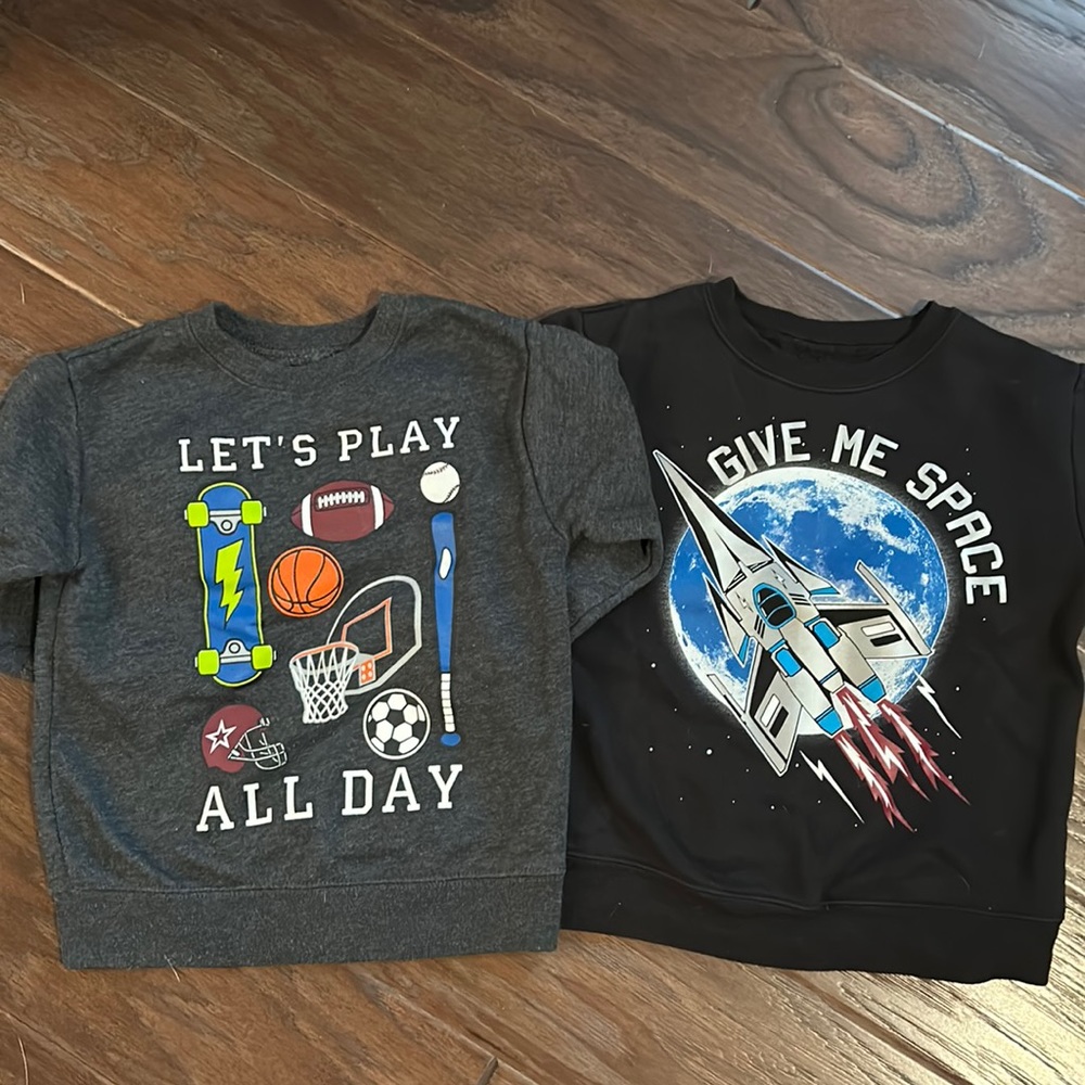 Boys 3T Garanimals Grey and Black Graphic Sweatshirts